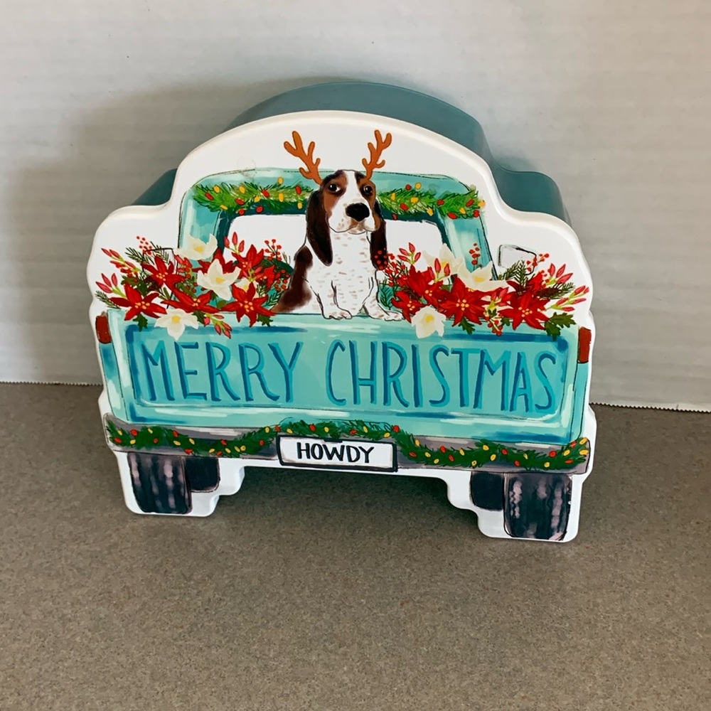 Pioneer Woman Hound Dog Treat Box